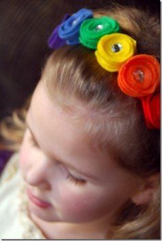 Rainbow felt headband tutorial.
