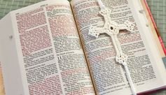 Lacy Cross Crochet Pattern What better pattern to share for Easter than a cross. This pretty cross is made using a small steel hook and cotton crochet thread.