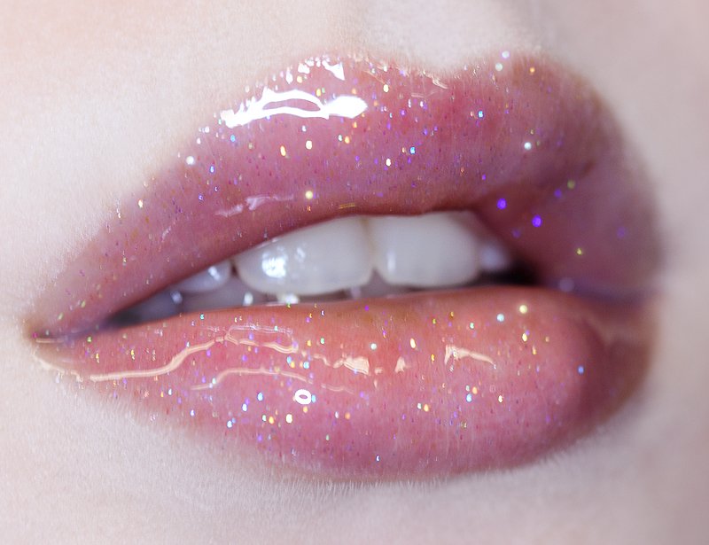 Snowsicle over bare lips.